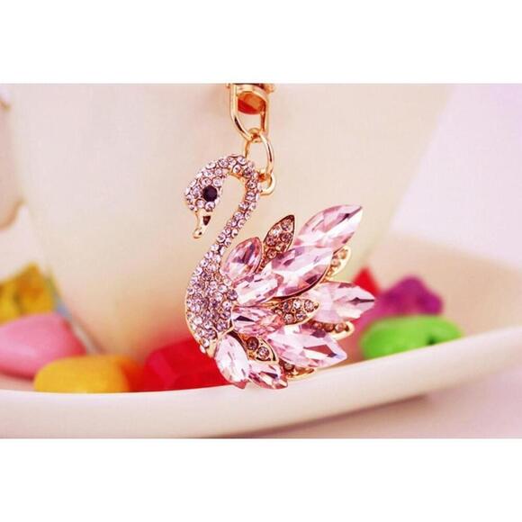 The SeekCheap Shop Accessories - Swan Shaped Keychain In Pink